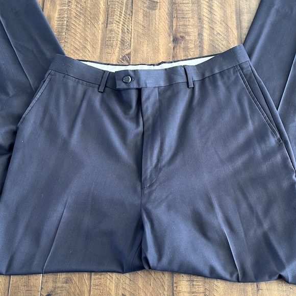 Men’s Louis Raphael Slacks - Picture 4 of 5